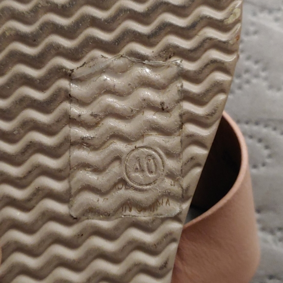 Sandalsl - Picture 5 of 5